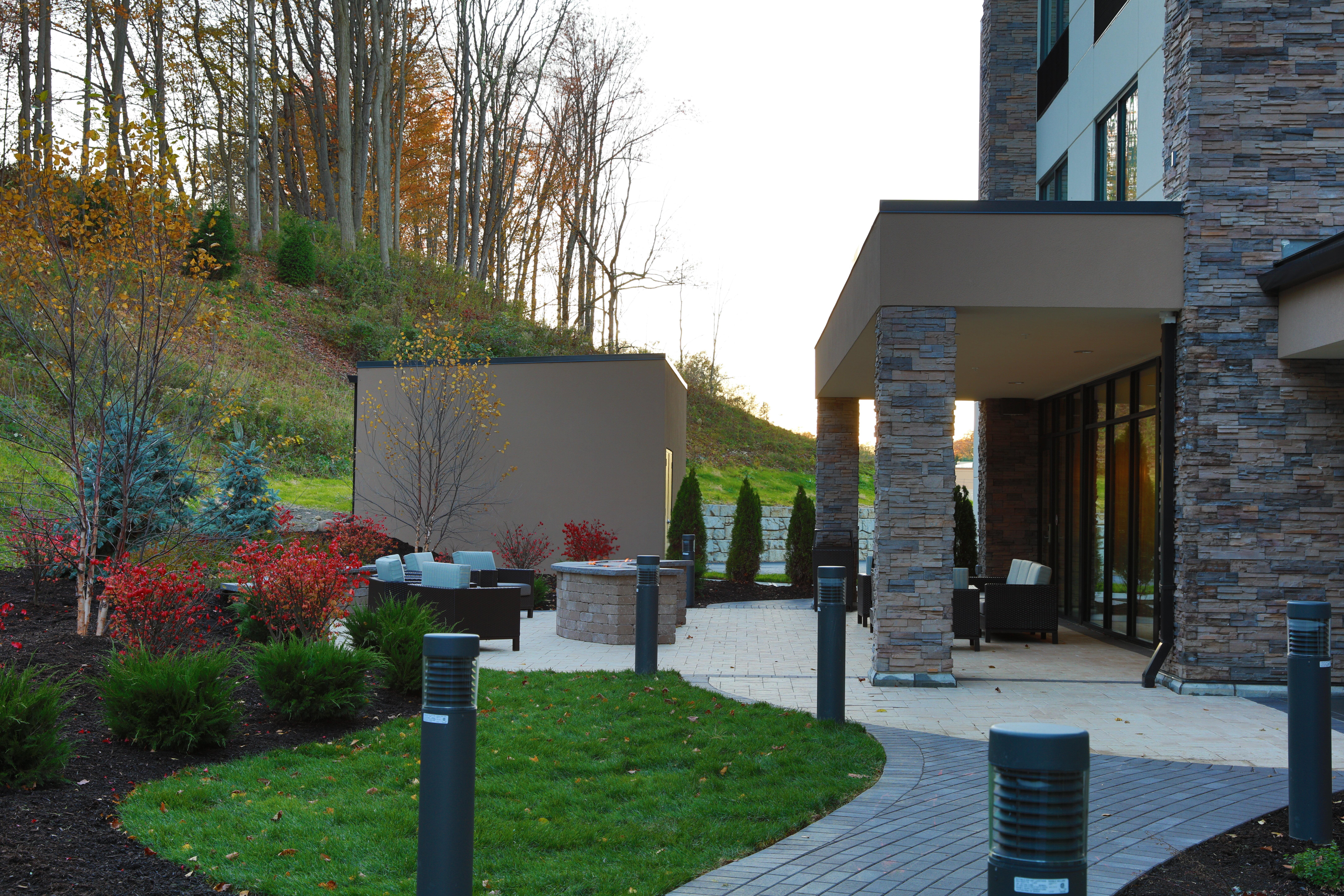 Holiday Inn Express Oneonta By Ihg Бингхамтън Екстериор снимка
