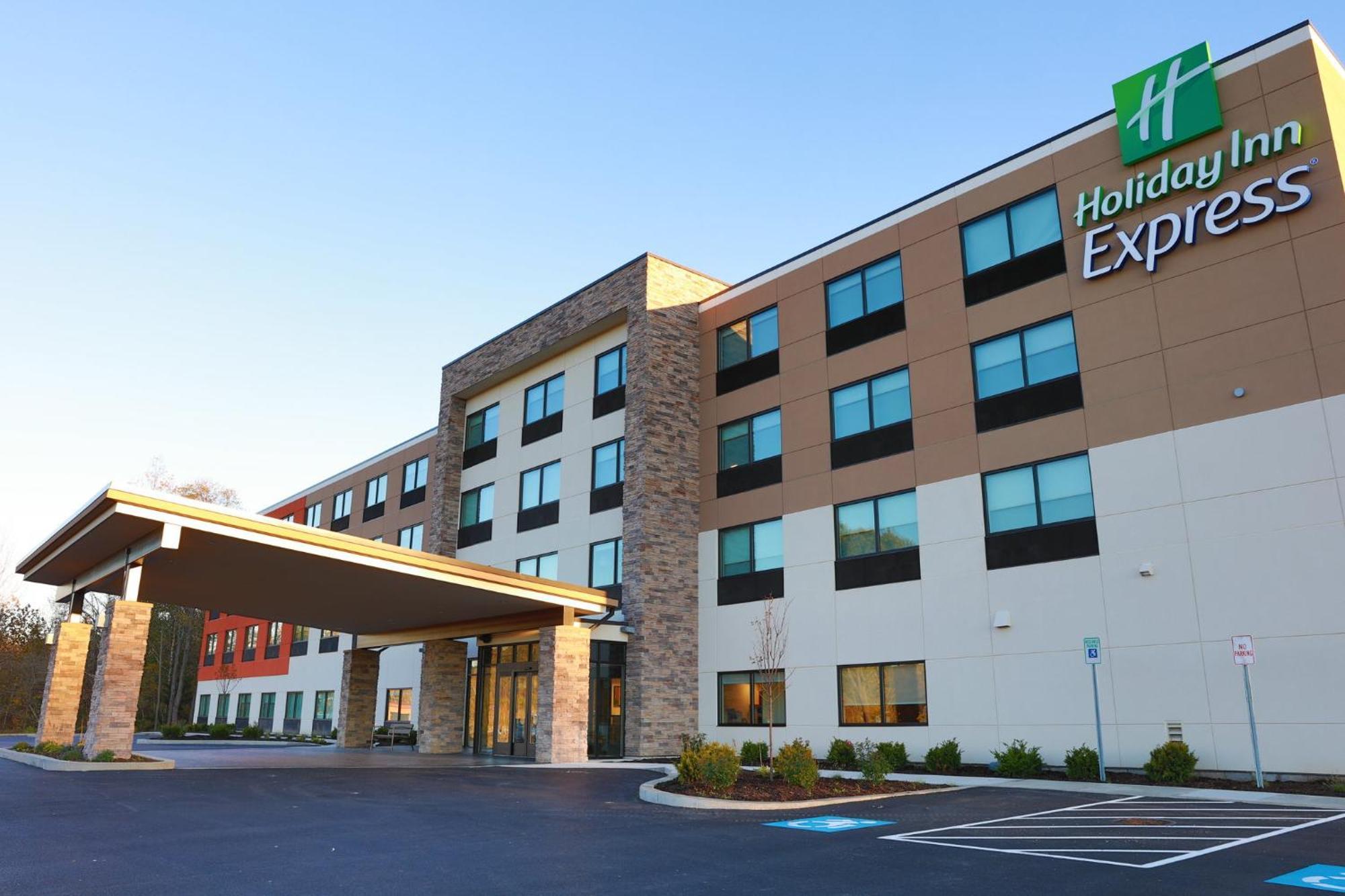 Holiday Inn Express Oneonta By Ihg Бингхамтън Екстериор снимка