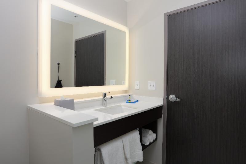 Holiday Inn Express Oneonta By Ihg Бингхамтън Екстериор снимка