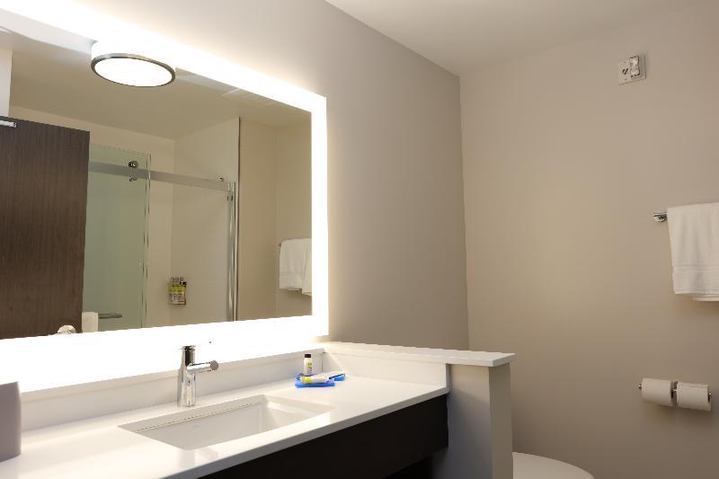Holiday Inn Express Oneonta By Ihg Бингхамтън Екстериор снимка